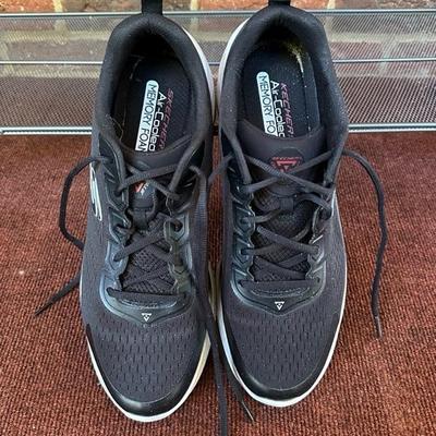 Lot of 5 Pairs of Men’s Sketchers Shoes, Black