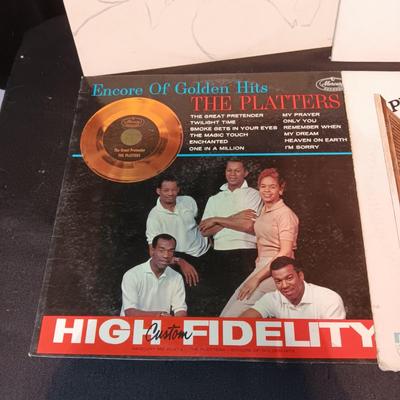 A VARIETY OF MUSIC ON VINYL RECORD ALBUMS