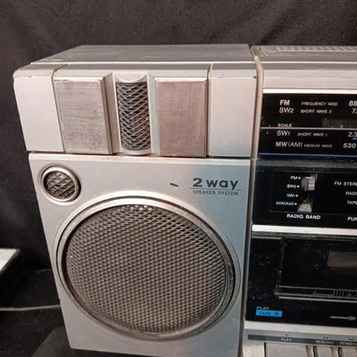 2 PORTABLE RADIOS (PLEASE READ DESCRIPTION)