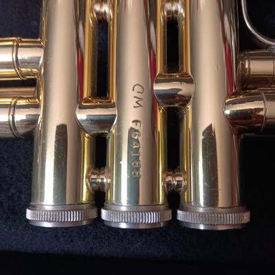 VERY NICE BACH SELMER TRUMPET IN HARD SIDED CASE