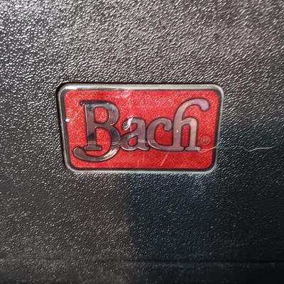 VERY NICE BACH SELMER TRUMPET IN HARD SIDED CASE