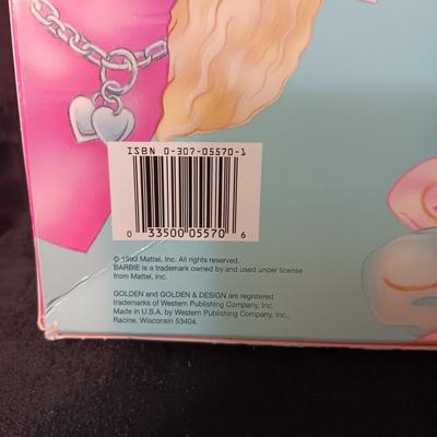 LIKE NEW, UNCUT PAPER DOLLS