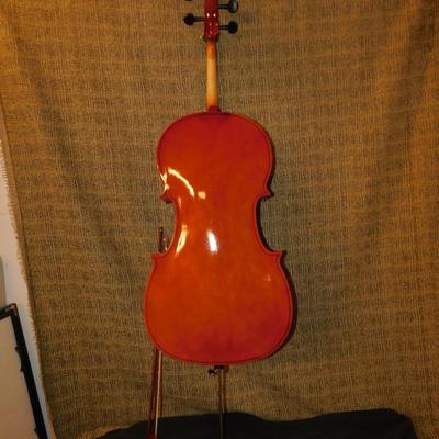 Unbranded 7/8 Cello w/ Gig Bag, 25.25” Back, 42” Overall