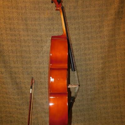 Unbranded 7/8 Cello w/ Gig Bag, 25.25” Back, 42” Overall