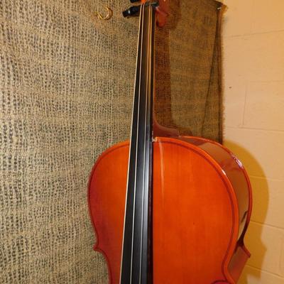 Unbranded 7/8 Cello w/ Gig Bag, 25.25” Back, 42” Overall