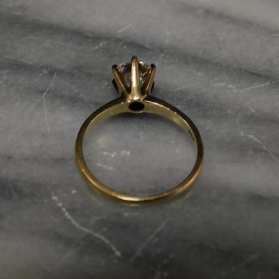 Sale Photo Thumbnail #97: In good condition, no flaws to note. Stamped 10k, all jewelry is tested prior to the auction.