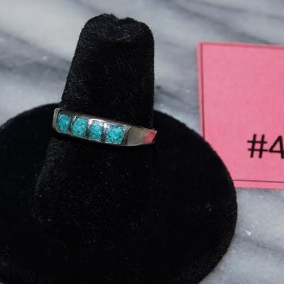 Vintage 925 Sterling Ring w/ Turquoise Chips Size 7.5, 1.9g