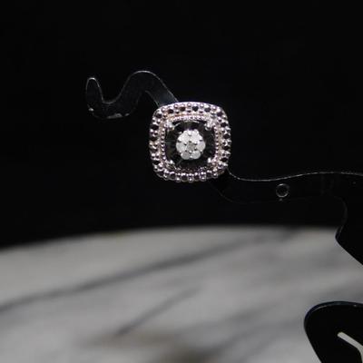 925 Sterling Stud Earrings w/ Diamond Chips, 2.6g