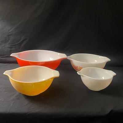 Blue Tulip & Friendship Pattern Pyrex (LR-MG)