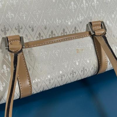 LOT 250: Purse/Handbag Collection - Crazy Horse, Tignanello & More