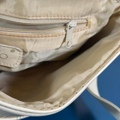 LOT 250: Purse/Handbag Collection - Crazy Horse, Tignanello & More