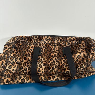 LOT 254: Animal Print Purse, Hand Bags & More - Betseyville, Gigi Hill & More