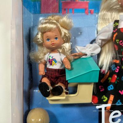 LOT 261: Barbie Collection - Cali Girl, Fashion Fever, My Graduation 2003, Fashion Avenue, Teacher Barbie & More