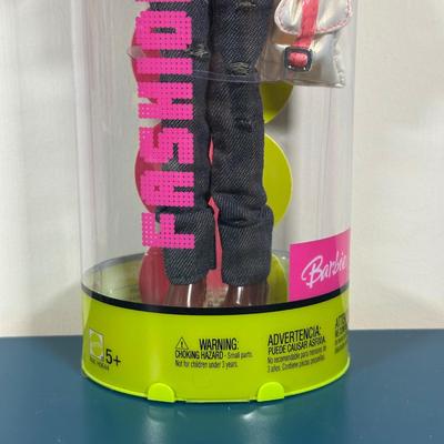 LOT 261: Barbie Collection - Cali Girl, Fashion Fever, My Graduation 2003, Fashion Avenue, Teacher Barbie & More