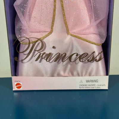 LOT 263: Pink Inspiration, Miss Saphire & Princess Barbie