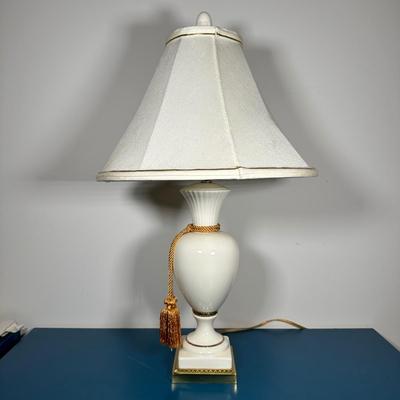 LOT 266: Beautiful Ceramic Table Lamp & Wooden Framed Wall Mirror