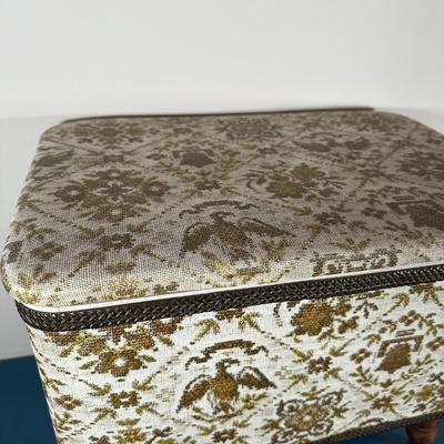 LOT 267: Sewing/Knitting Essentials!