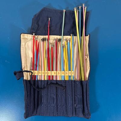 LOT 267: Sewing/Knitting Essentials!