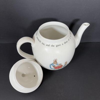 LOT 268: Wedgwood Beatrix Potter Teapot, Vintage Otagiri Music Boxes: Home Sweet Home & You've Got a Friend