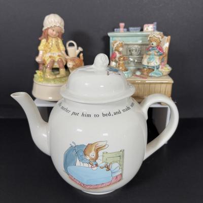 LOT 268: Wedgwood Beatrix Potter Teapot, Vintage Otagiri Music Boxes: Home Sweet Home & You've Got a Friend