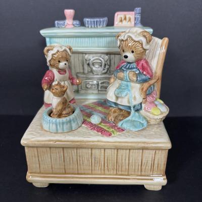 LOT 268: Wedgwood Beatrix Potter Teapot, Vintage Otagiri Music Boxes: Home Sweet Home & You've Got a Friend