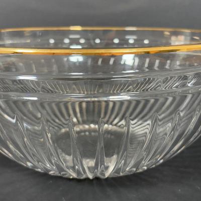 LOT 270: Stunning 10"rd. Marquis by Waterford Crystal Hand-cut Slovenia Bowl