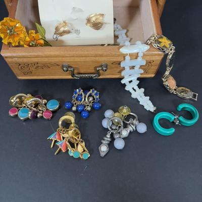 LOT 275: Fashion Jewelry: Earrings/Brooches/Bracelets & Wooden Jewelry Box