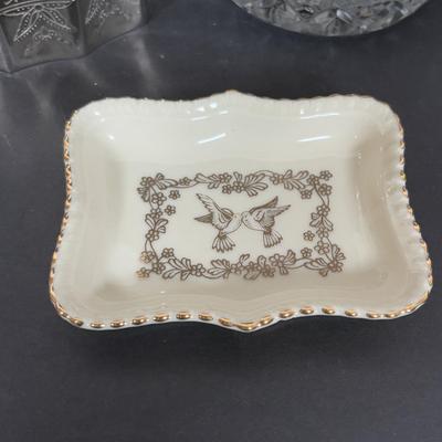 LOT 276: Waterford Crystal Vanity Bow: Powder/Trinket, Vintage Godinger Silver-Plated Trinket Box, Royal Europe Bud Vase, International...