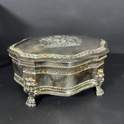 LOT 276: Waterford Crystal Vanity Bow: Powder/Trinket, Vintage Godinger Silver-Plated Trinket Box, Royal Europe Bud Vase, International...