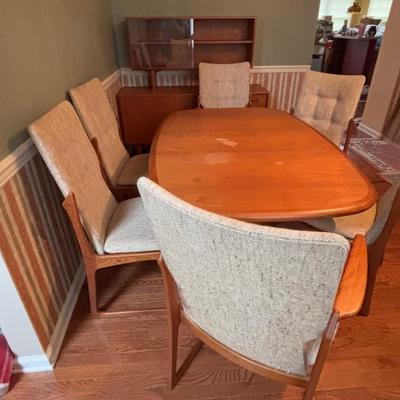 LOT 278: Mid-Century Modern Danish Teak Table and 6 Chairs
