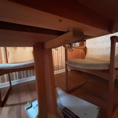 LOT 278: Mid-Century Modern Danish Teak Table and 6 Chairs