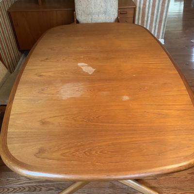 LOT 278: Mid-Century Modern Danish Teak Table and 6 Chairs