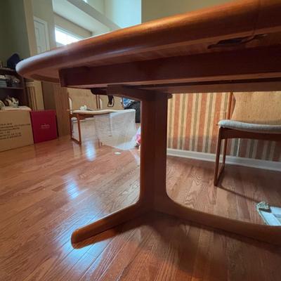 LOT 278: Mid-Century Modern Danish Teak Table and 6 Chairs