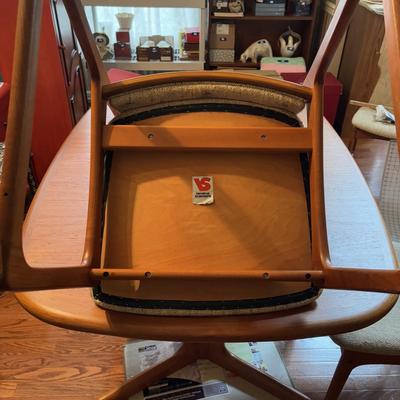 LOT 278: Mid-Century Modern Danish Teak Table and 6 Chairs