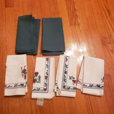 Tablecloths, Pier One Table Runner, Lenox Linens, Doilies & More (PB-KD)