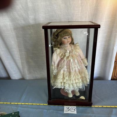 Pretty Dolly