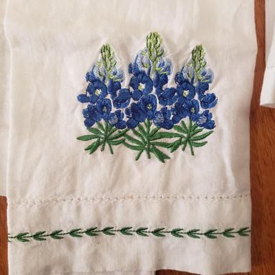Embroidered Napkins, Tea Towels, Pillow Cases and Table Cloths (GB-KD)