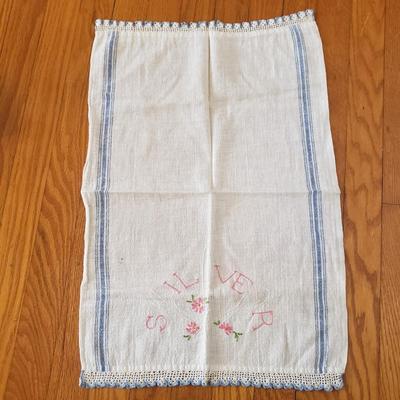 Embroidered Napkins, Tea Towels, Pillow Cases and Table Cloths (GB-KD)