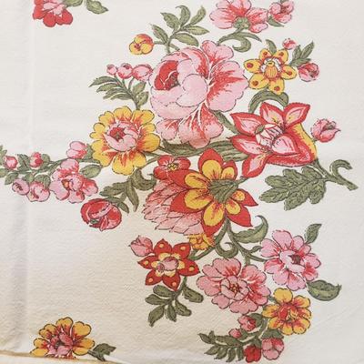 Embroidered Napkins, Tea Towels, Pillow Cases and Table Cloths (GB-KD)