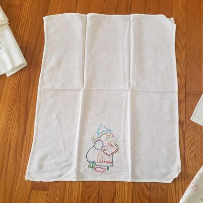 Embroidered Napkins, Tea Towels, Pillow Cases and Table Cloths (GB-KD)