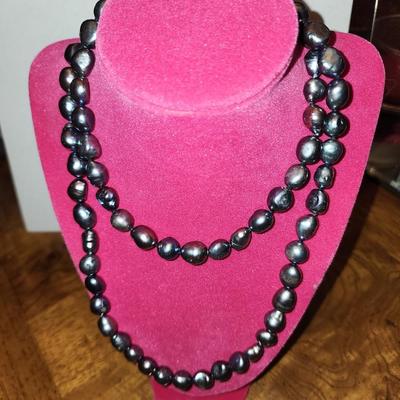 JTV Black cultured fresh water pearl necklace