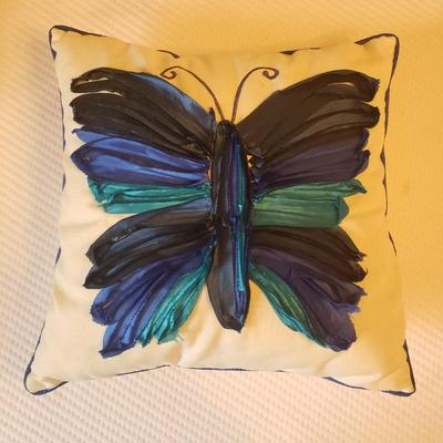 Twelve Decorative Pillows (GB-KD)