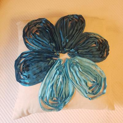 Twelve Decorative Pillows (GB-KD)