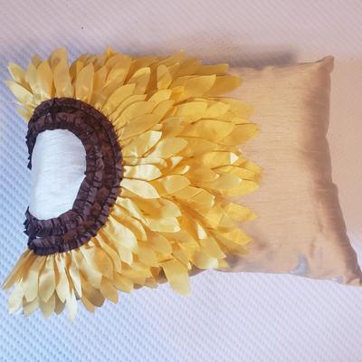 Twelve Decorative Pillows (GB-KD)