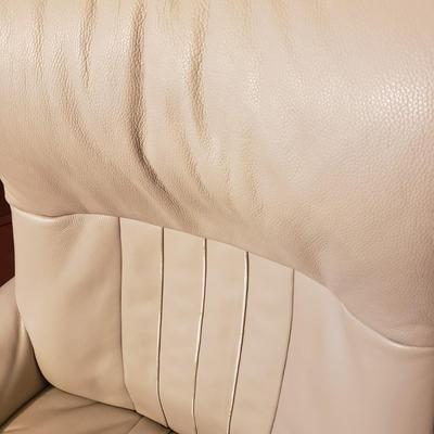 Stressless Leather Recliner W/Ottoman (GB-KD)