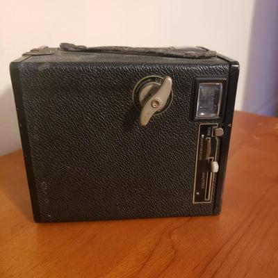AGFA Ansco Vintage Box Camera and Vintage Egyptian Cigarette Case (GB-KD)