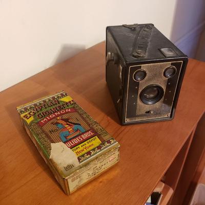 AGFA Ansco Vintage Box Camera and Vintage Egyptian Cigarette Case (GB-KD)