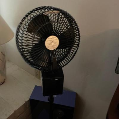 Tripod fan 