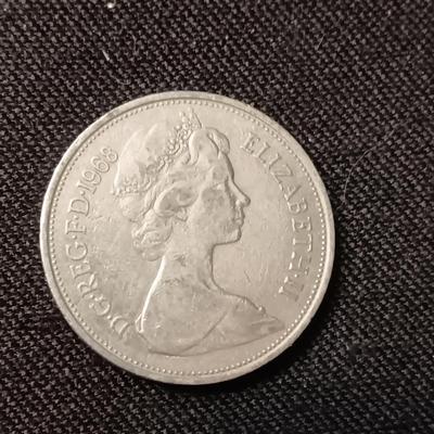 '68, '73, '76, '79 D-G-REG-F-D ELIZABETH II 10 NEW PENCE