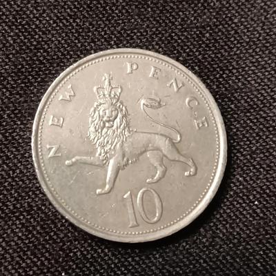 '68, '73, '76, '79 D-G-REG-F-D ELIZABETH II 10 NEW PENCE